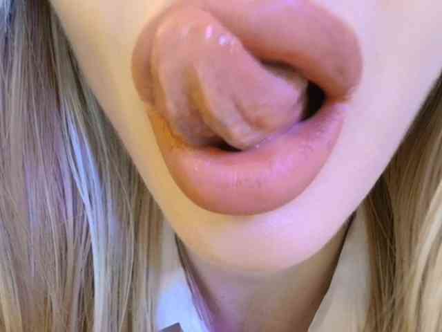 Liliiaxxx webcam