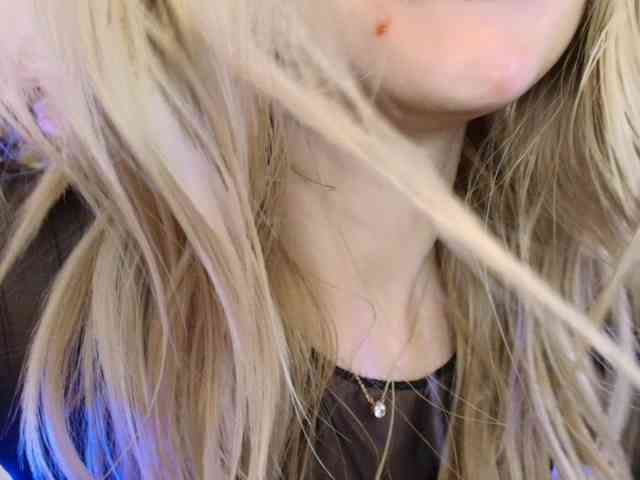 Liliiaxxx webcam