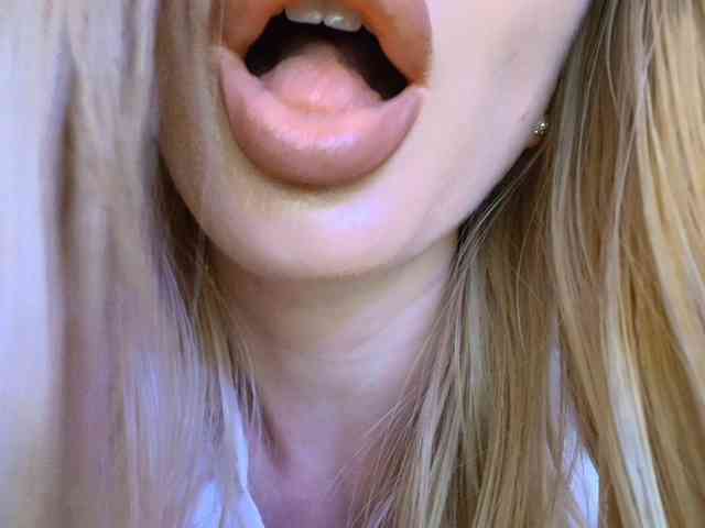 Liliiaxxx webcam