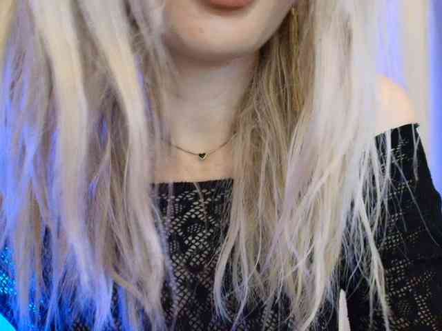 Liliiaxxx webcam