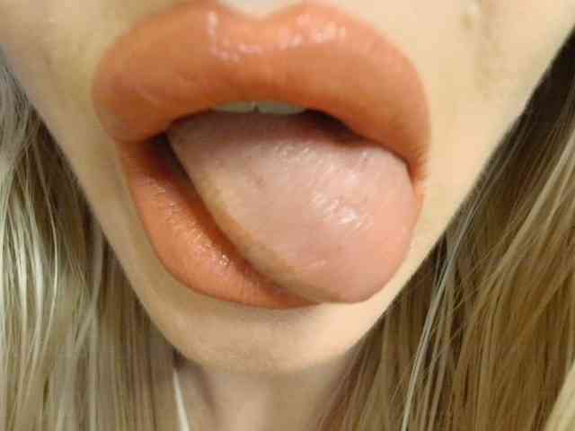 Liliiaxxx webcam