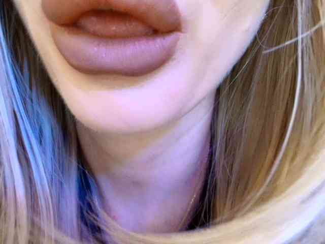 Liliiaxxx webcam