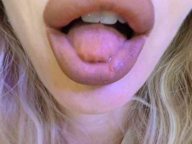 Liliiaxxx webcam