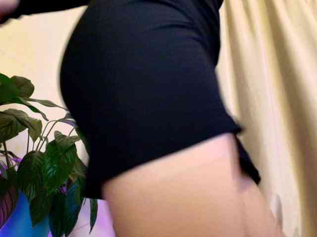 Liliiaxxx webcam