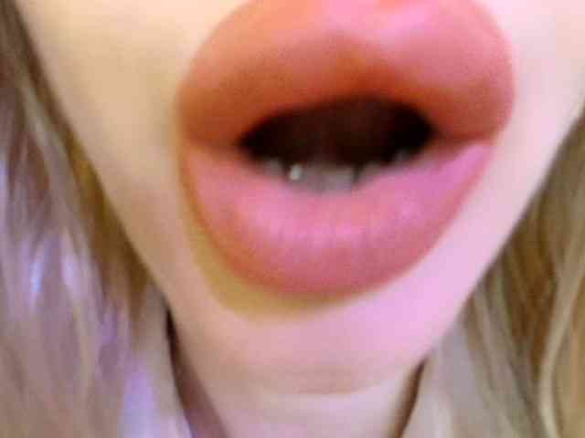 Liliiaxxx webcam