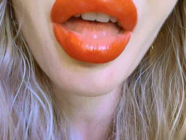 Liliiaxxx webcam