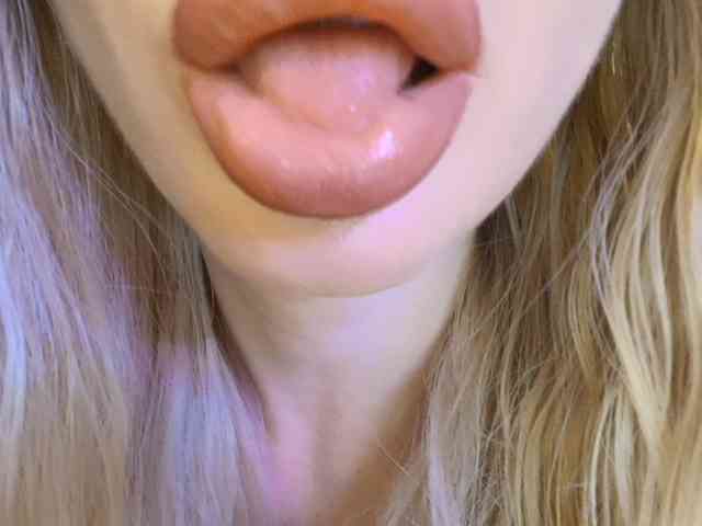 Liliiaxxx webcam
