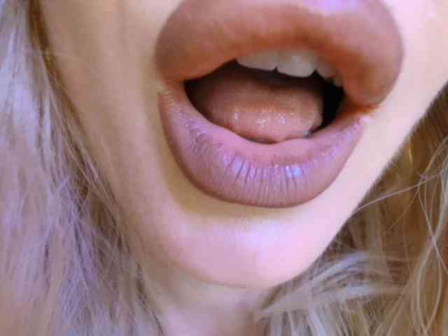 Liliiaxxx webcam