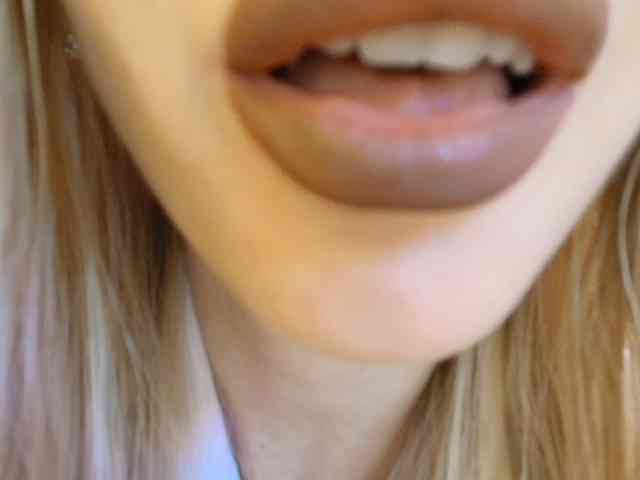 Liliiaxxx webcam