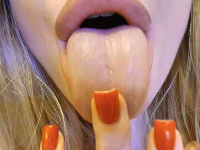 Liliiaxxx webcam