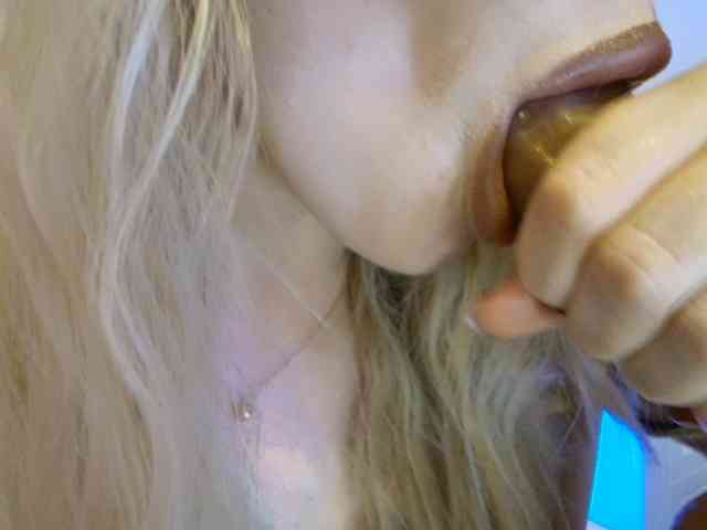 Liliiaxxx webcam