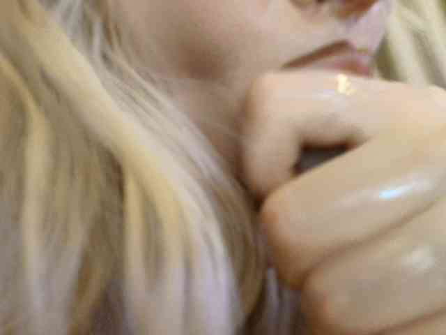 Liliiaxxx webcam