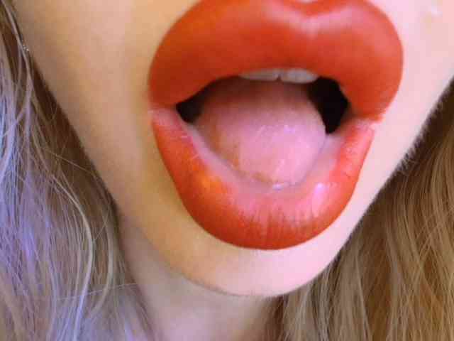 Liliiaxxx webcam