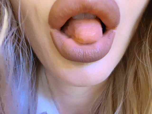 Model: Liliiaxxx