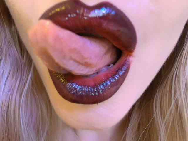 Liliiaxxx webcam