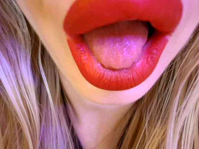 Liliiaxxx webcam