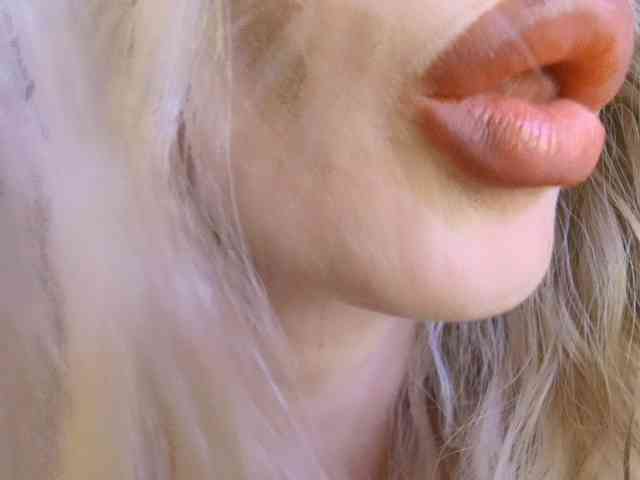 Liliiaxxx webcam