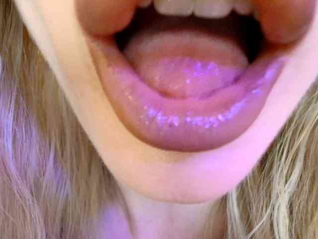 Liliiaxxx webcam