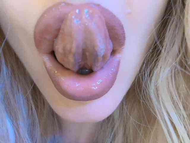 Liliiaxxx webcam