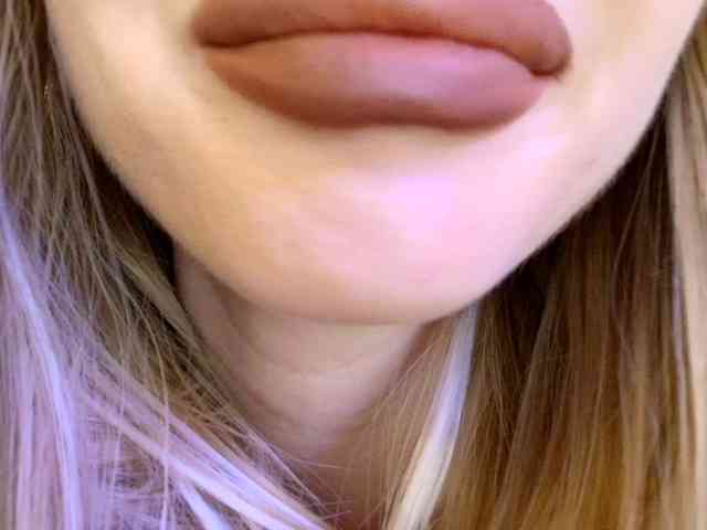 Liliiaxxx webcam