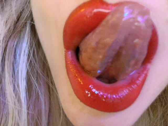 Liliiaxxx webcam
