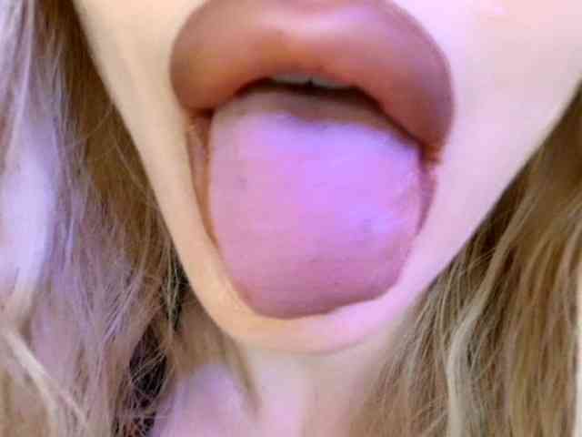 Liliiaxxx webcam