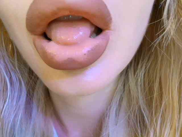 Liliiaxxx webcam