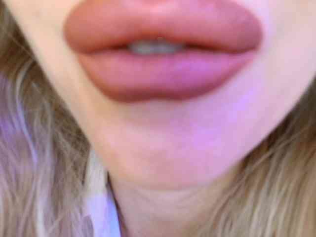 Liliiaxxx webcam