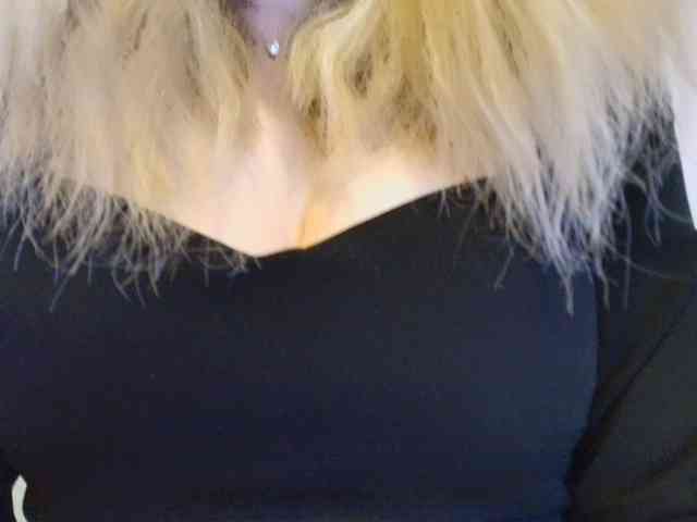 Liliiaxxx webcam