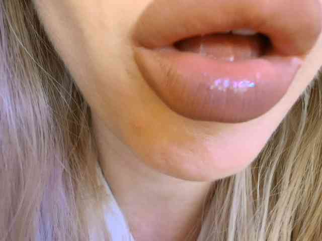 Liliiaxxx webcam