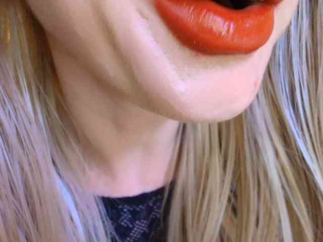 Liliiaxxx webcam