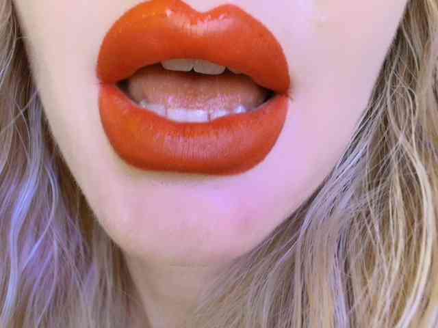 Liliiaxxx webcam