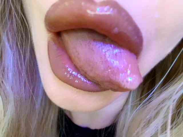 Liliiaxxx webcam