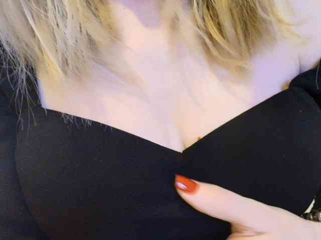 Liliiaxxx webcam