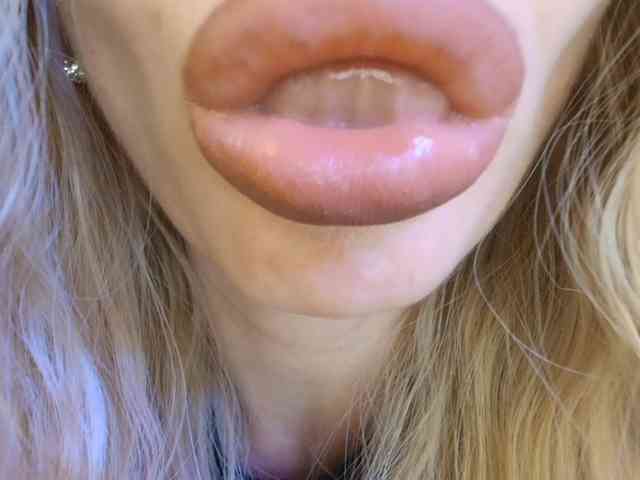Liliiaxxx webcam