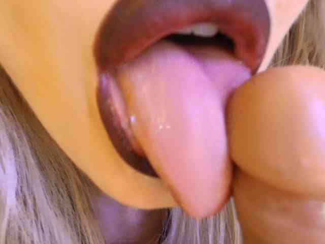 Liliiaxxx webcam