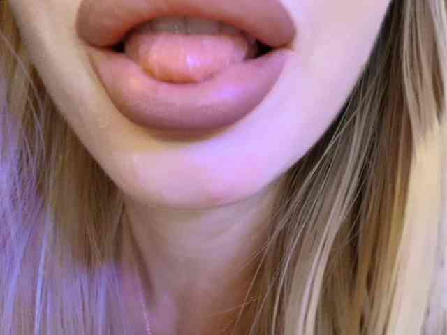 Liliiaxxx webcam