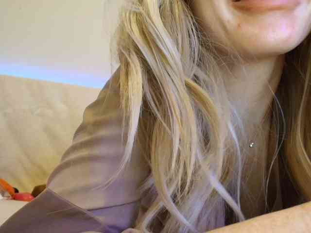 Liliiaxxx webcam