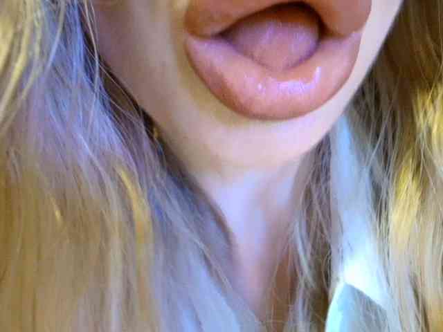 Liliiaxxx webcam