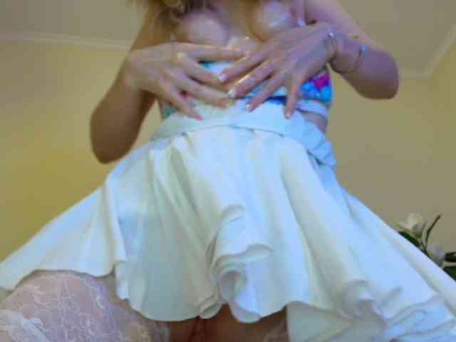 Liliiaxxx webcam