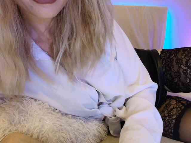Liliiaxxx webcam