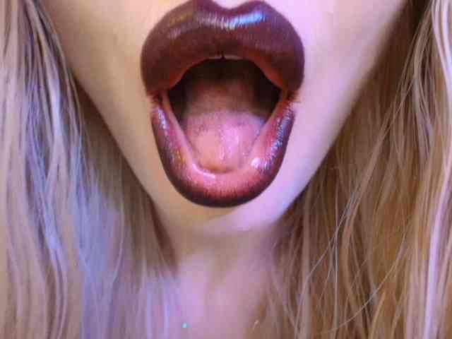 Liliiaxxx webcam