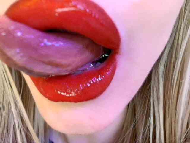 Liliiaxxx webcam