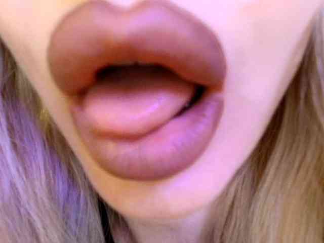 Liliiaxxx webcam