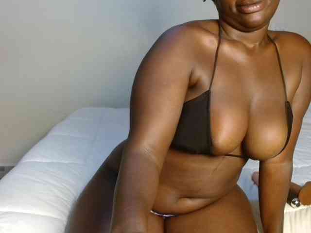 Horny-chocolate webcam