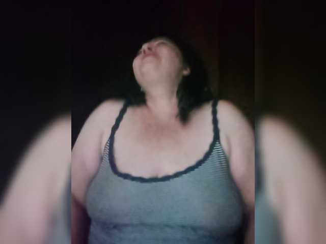 Holly-Molly69 live cam on BongaCams