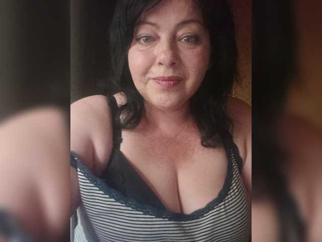 Holly-Molly69 live cam on BongaCams