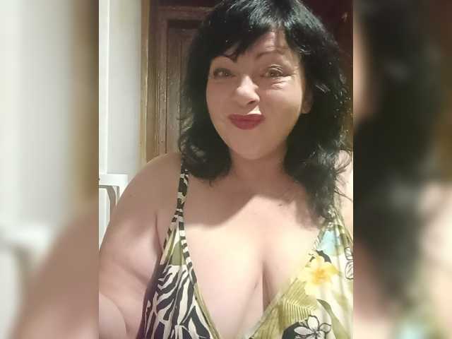 Holly-Molly69 live cam on BongaCams