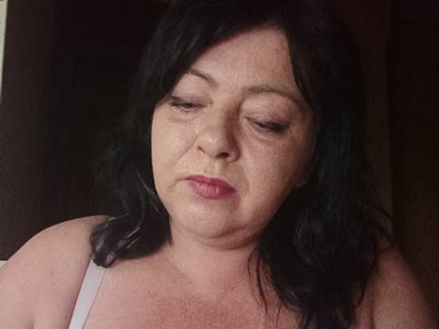 Holly-Molly69 live cam on BongaCams