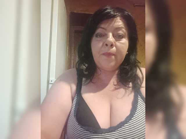 Holly-Molly69 live webcam show